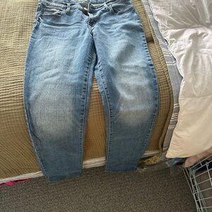 Old Navy Women's Boyfriend Jeans in Light Blue